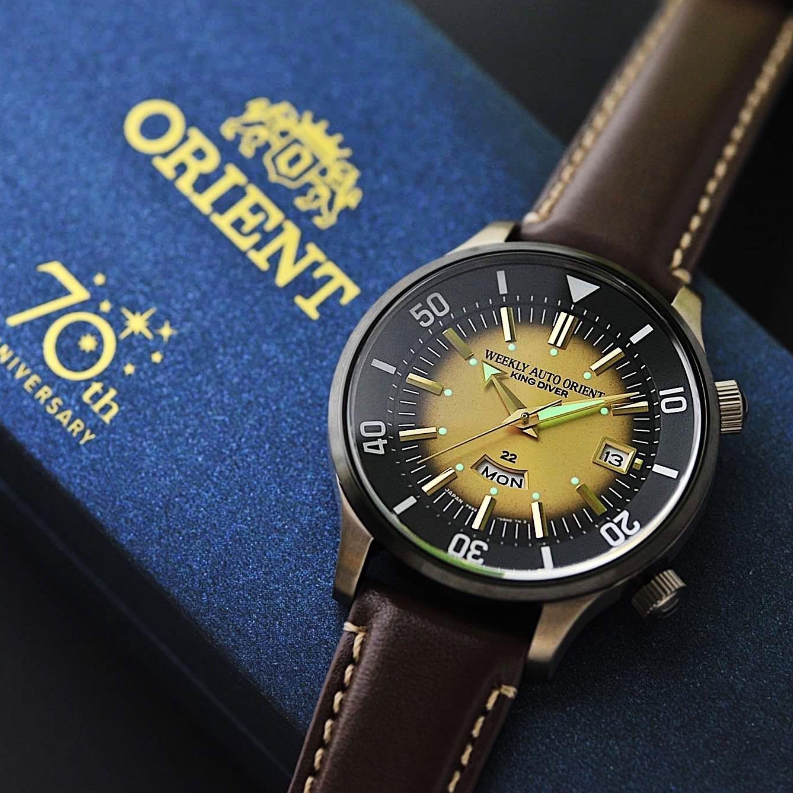 king-diver-gold.jpg