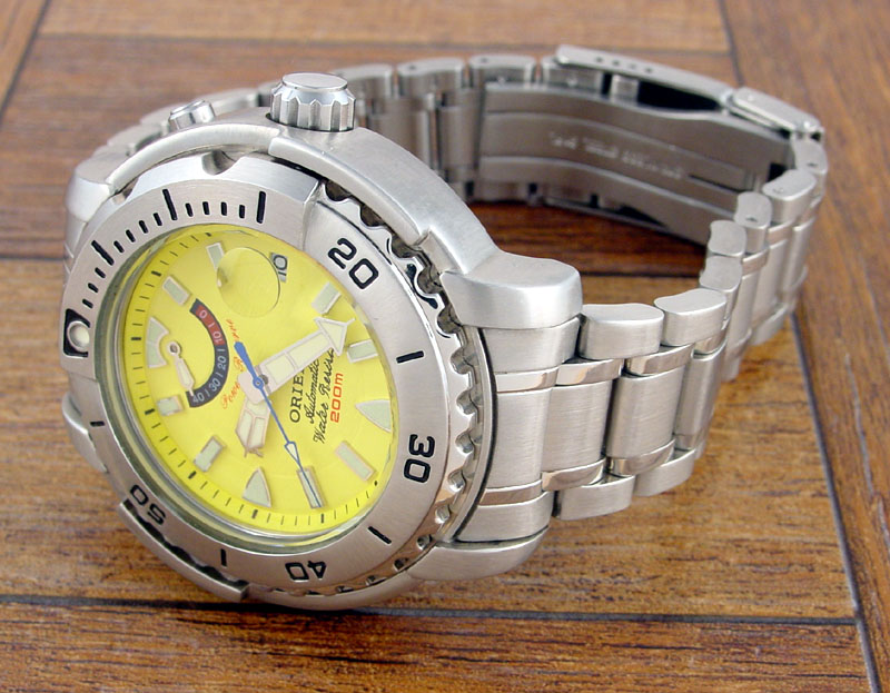 yellow_beast-01.jpg