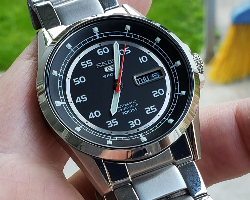 snzh23-02.jpg