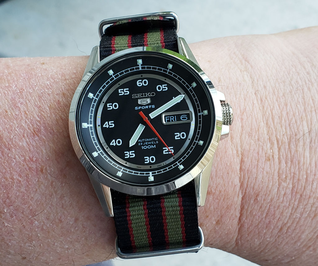 snzh23-07.jpg