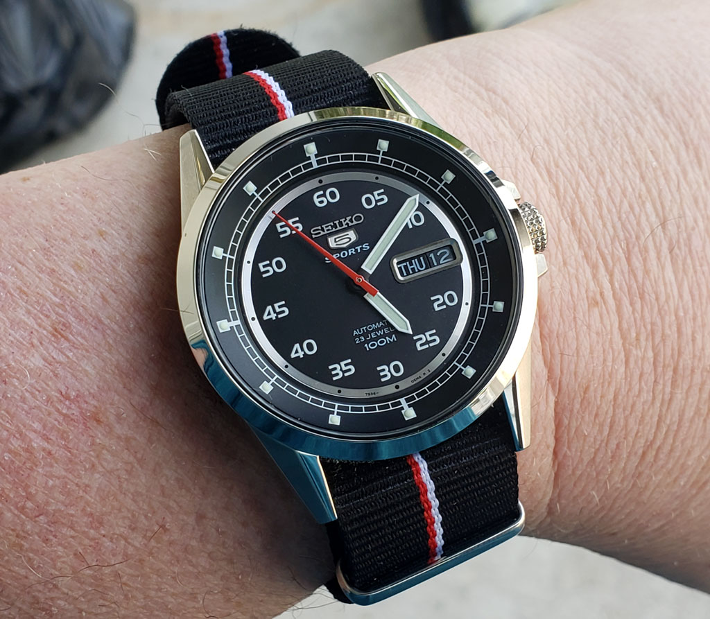 snzh23-10.jpg