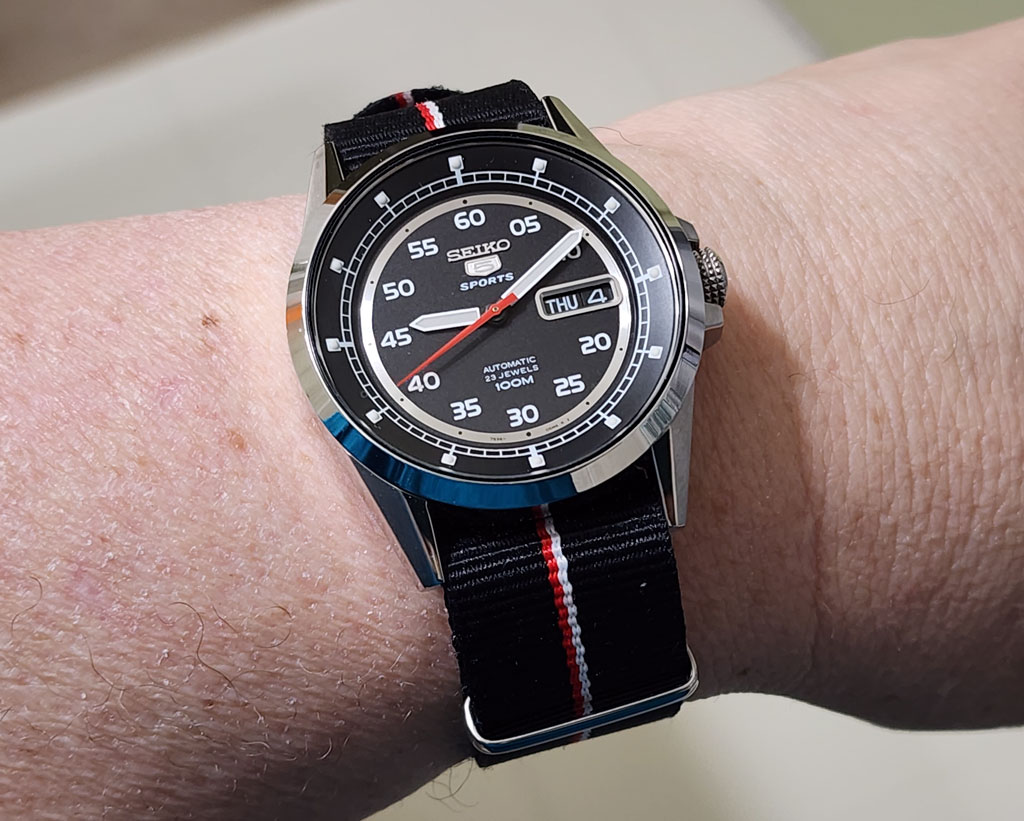 snzh23-19.jpg