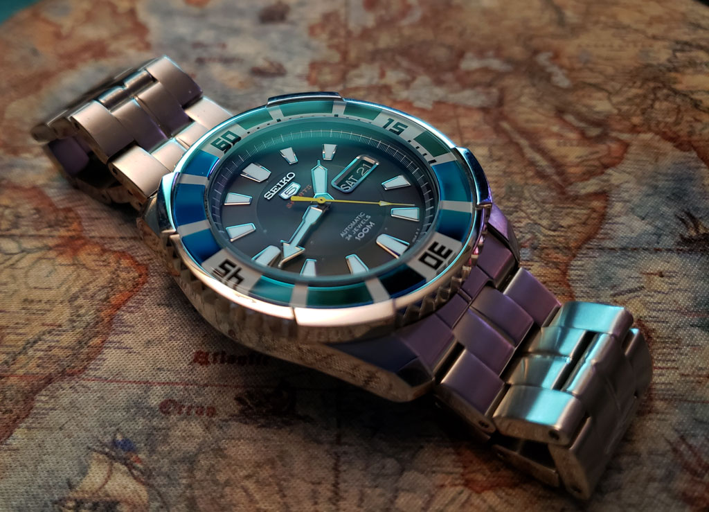 srp205-05.jpg